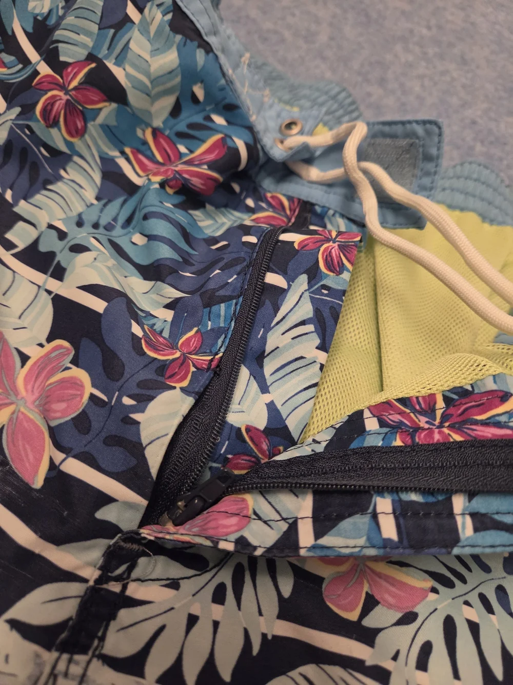 Tommy Bahama tommy bahama